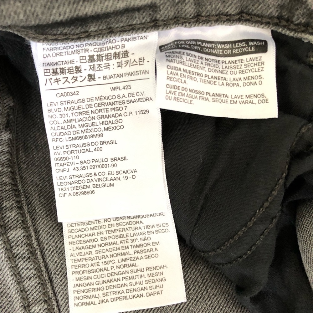 Levi’s Mile High Cropped Wide Leg button fly jeans - Picture 9 of 10